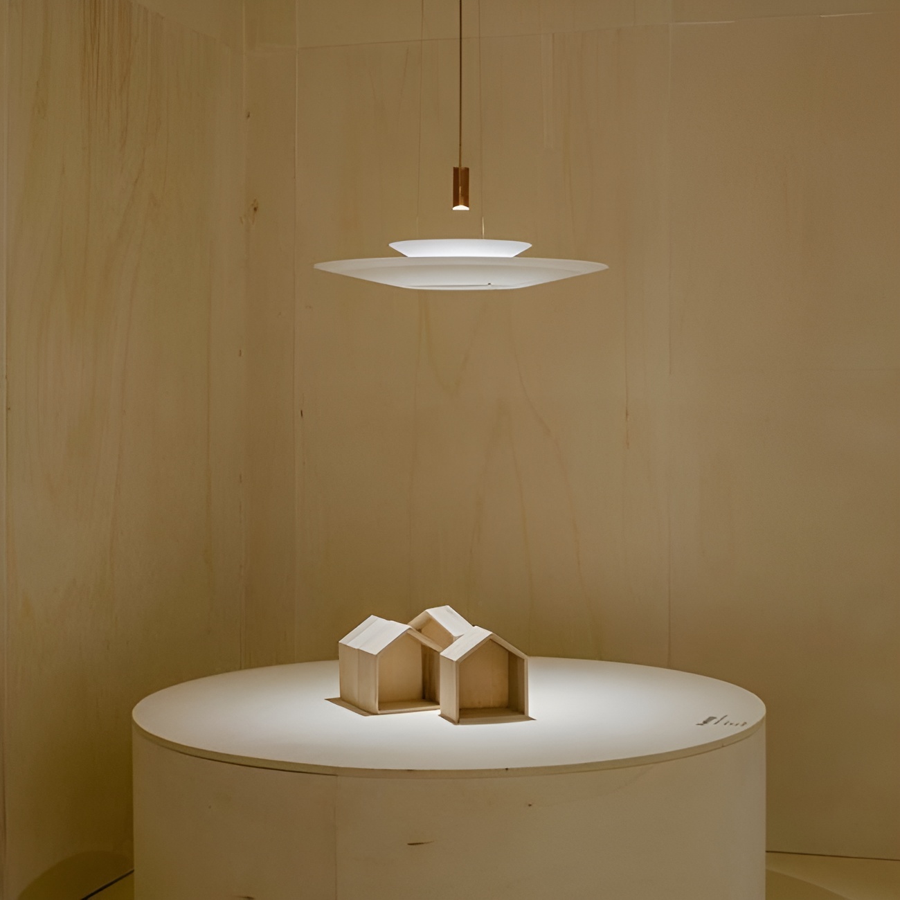 Подвесной светильник Vibia Flamingo 1540, Ø70 см, золото